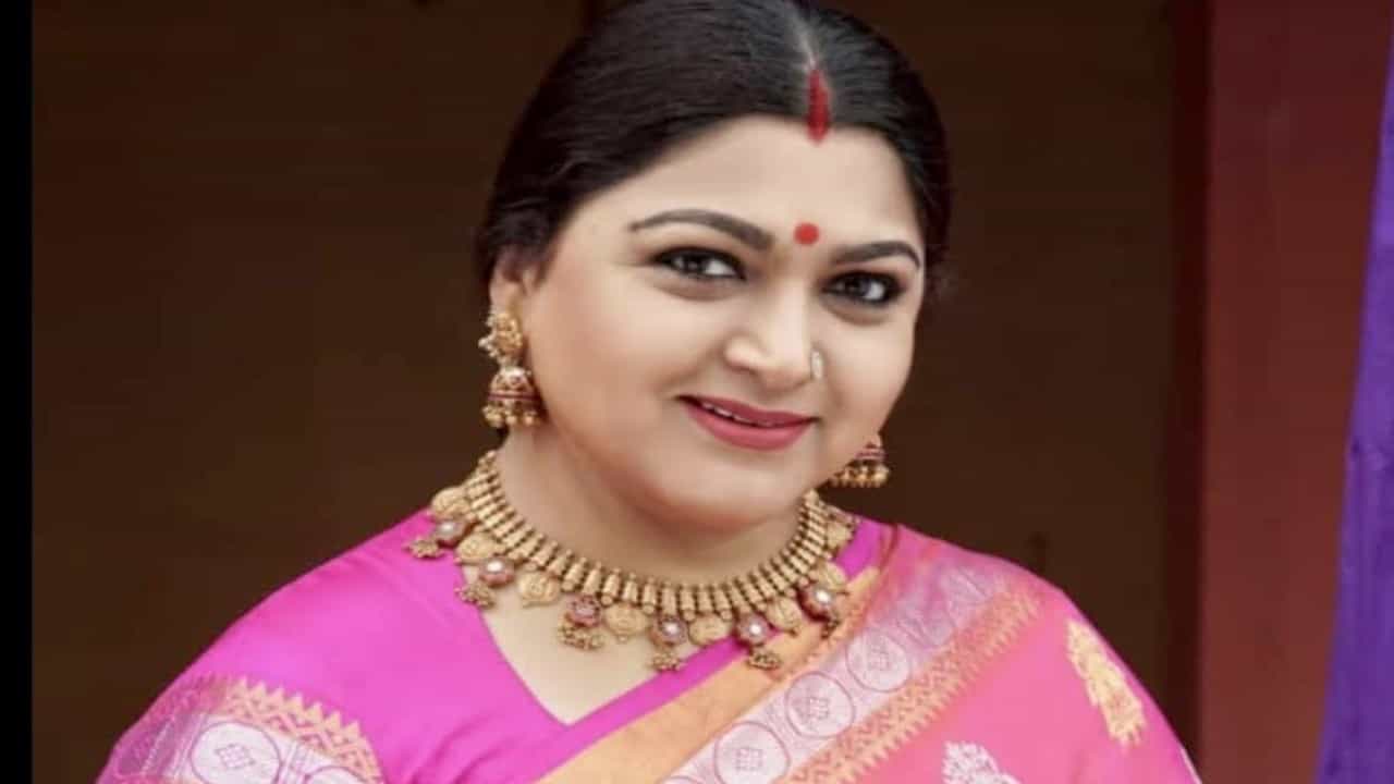 ಎಂಟನೇ ವಯಸ್ಸಿನಲ್ಲಿ ಅಪ್ಪನಿಂದಲೇ ದೌರ್ಜನ್ಯಕ್ಕೊಳಗಾಗಿದ್ದೆ: ಖುಷ್ಬು ಸುಂದರ್ ಎಂಟನೇ ವಯಸ್ಸಿನಲ್ಲಿ ಅಪ್ಪನಿಂದಲೇ ದೌರ್ಜನ್ಯಕ್ಕೊಳಗಾಗಿದ್ದೆ: ಖುಷ್ಬು ಸುಂದರ್