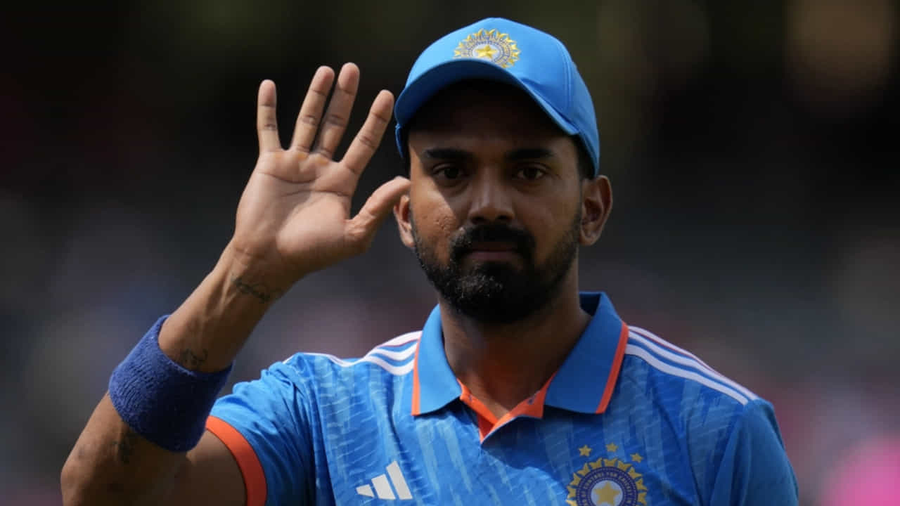 KL Rahul: ಅಂತಾರಾಷ್ಟ್ರೀಯ ಕ್ರಿಕೆಟ್ಗೆ ಕೆಎಲ್ ರಾಹುಲ್ ಗುಡ್ ಬೈ? ವೈರಲ್ ಆಗುತ್ತಿರುವ ಇನ್ಸ್ಟಾ ಪೋಸ್ಟ್ ನಕಲಿಯೋ, ಅಸಲಿಯೋ? KL Rahul: ಅಂತಾರಾಷ್ಟ್ರೀಯ ಕ್ರಿಕೆಟ್ಗೆ ಕೆಎಲ್ ರಾಹುಲ್ ಗುಡ್ ಬೈ? ವೈರಲ್ ಆಗುತ್ತಿರುವ ಇನ್ಸ್ಟಾ ಪೋಸ್ಟ್ ನಕಲಿಯೋ, ಅಸಲಿಯೋ?
