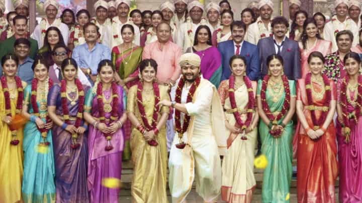 ಕೃಷ್ಣಂ ಪ್ರಣಯ ಸಖಿ: ಗಣೇಶ್ಗೆ ಒಬ್ಬಿಬ್ಬರಲ್ಲ, ಎಂಟು ಸಖಿಯರು! ಕೃಷ್ಣಂ ಪ್ರಣಯ ಸಖಿ: ಗಣೇಶ್ಗೆ ಒಬ್ಬಿಬ್ಬರಲ್ಲ, ಎಂಟು ಸಖಿಯರು!