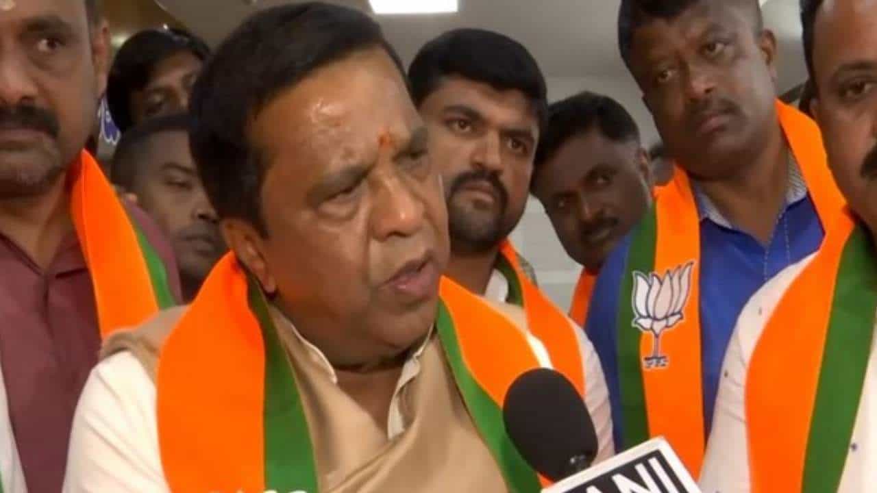 ಬಿಜೆಪಿ ನಾಯಕ ಎಲ್​​ಆರ್​ ಶಿವರಾಮೇಗೌಡಗೆ ಬಂಧನ ಭೀತಿ: ಜಾಮೀನಿಗಾಗಿ ಕೋರ್ಟ್​ ಮೆಟ್ಟಿಲೇರಿದ ಮಾಜಿ ಎಂಪಿ