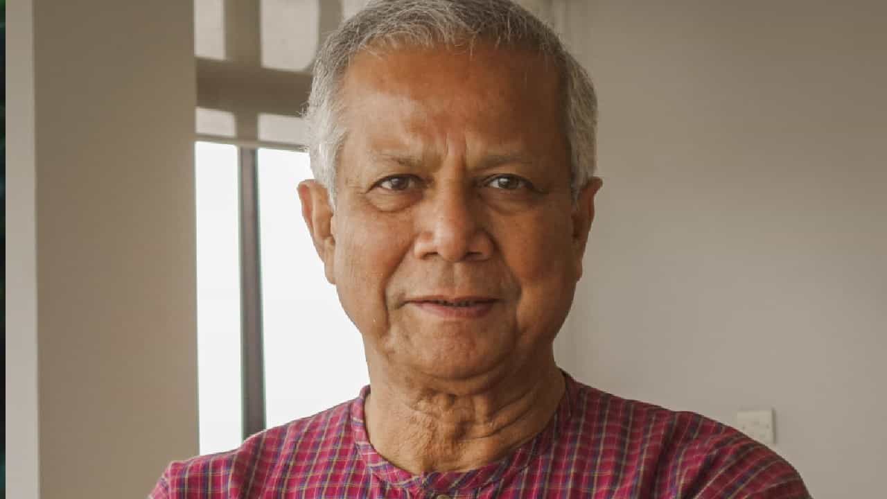 Bangladesh Crisis: ಬಾಂಗ್ಲಾದೇಶದಲ್ಲಿ ಗುರುವಾರ ಮುಹಮ್ಮದ್ ಯೂನಸ್ ನೇತೃತ್ವದ ಹಂಗಾಮಿ ಸರ್ಕಾರ ಪ್ರಮಾಣ ವಚನ ಸ್ವೀಕಾರ Bangladesh Crisis: ಬಾಂಗ್ಲಾದೇಶದಲ್ಲಿ ಗುರುವಾರ ಮುಹಮ್ಮದ್ ಯೂನಸ್ ನೇತೃತ್ವದ ಹಂಗಾಮಿ ಸರ್ಕಾರ ಪ್ರಮಾಣ ವಚನ ಸ್ವೀಕಾರ