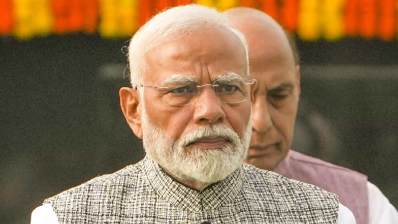 ಕೇಂದ್ರ ಸರ್ಕಾರದ ನೂತನ ರಕ್ಷಣಾ ಕಾರ್ಯದರ್ಶಿಯಾಗಿ ಆರ್​ಕೆ ಸಿಂಗ್ ನೇಮಕ