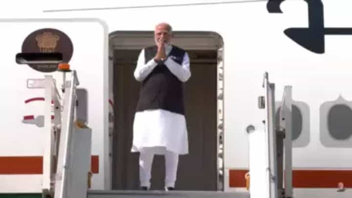 PM Modi Poland Visit: ಪೋಲೆಂಡ್ ಪ್ರವಾಸಕ್ಕೆ ಹೊರಟ ಪ್ರಧಾನಿ ಮೋದಿ, ಉಕ್ರೇನ್ಗೂ ಭೇಟಿ ನೀಡ್ತಾರೆ PM Modi Poland Visit: ಪೋಲೆಂಡ್ ಪ್ರವಾಸಕ್ಕೆ ಹೊರಟ ಪ್ರಧಾನಿ ಮೋದಿ, ಉಕ್ರೇನ್ಗೂ ಭೇಟಿ ನೀಡ್ತಾರೆ