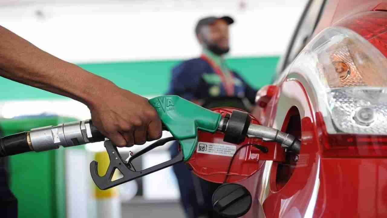 Petrol Diesel Price on August 02: ಬೆಂಗಳೂರು, ದೆಹಲಿ ಸೇರಿದಂತೆ ಬಹುತೇಕ ನಗರಗಳಲ್ಲಿ ಪೆಟ್ರೋಲ್, ಡೀಸೆಲ್ ಬೆಲೆ ಸ್ಥಿರ