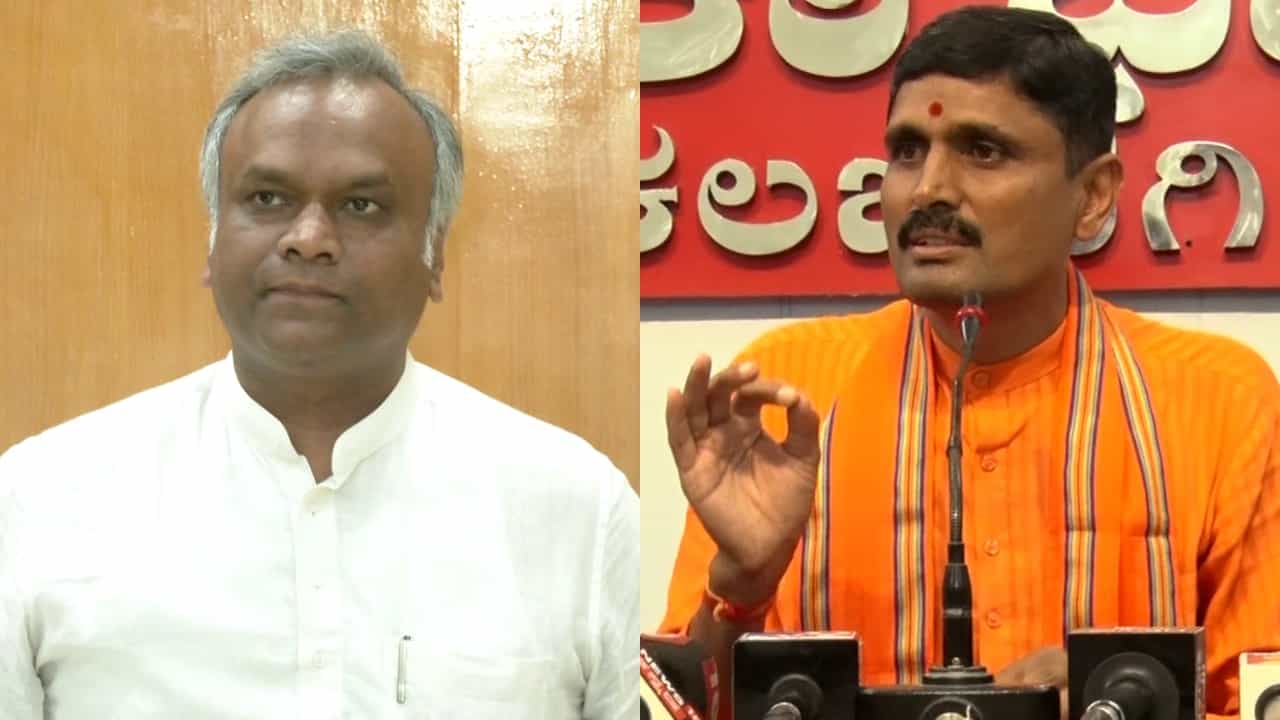 ಪ್ರಿಯಾಂಕ್ ಖರ್ಗೆ VS ಸಿದ್ದಲಿಂಗ ಸ್ವಾಮೀಜಿ ವಾಕ್ಸಮರ: ‘ಕೈ’ ಶಾಸಕರ ಮನೆ ನೆಲಸಮಗೊಳಿಸಲು ಸ್ವಾಮೀಜಿ ಸವಾಲ್ ಪ್ರಿಯಾಂಕ್ ಖರ್ಗೆ VS ಸಿದ್ದಲಿಂಗ ಸ್ವಾಮೀಜಿ ವಾಕ್ಸಮರ: ‘ಕೈ’ ಶಾಸಕರ ಮನೆ ನೆಲಸಮಗೊಳಿಸಲು ಸ್ವಾಮೀಜಿ ಸವಾಲ್