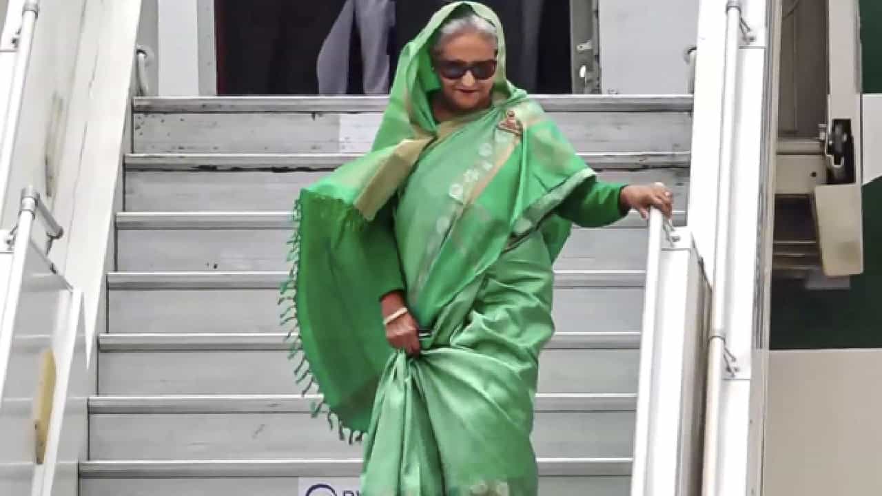 Bangladesh Violence: ಬಾಂಗ್ಲಾದೇಶದಲ್ಲಿ ಪ್ರತಿಭಟನೆಯ ವೇಳೆ ಕಾರ್ಮಿಕನ ಸಾವು; ಶೇಖ್ ಹಸೀನಾ ವಿರುದ್ಧ ಕೊಲೆ ಕೇಸ್ ದಾಖಲು