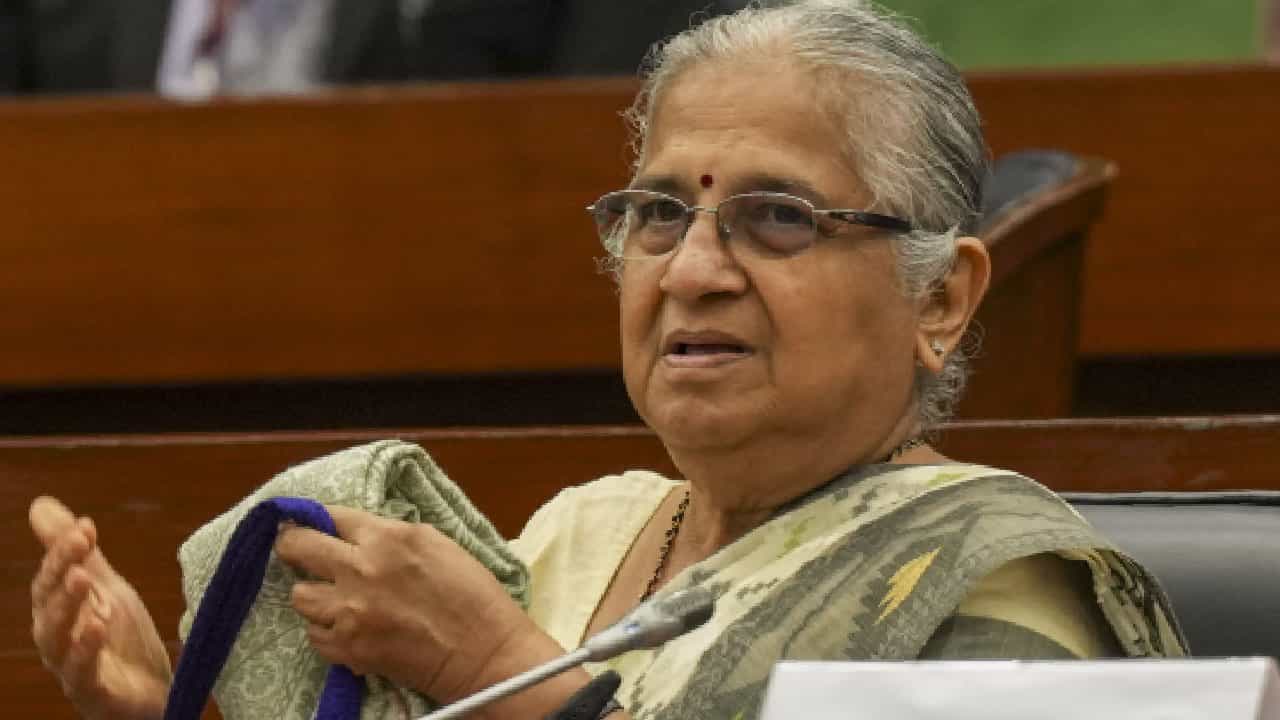 Sudha Murty: ಈ ರೀತಿ ಎಂದೂ ಆಗಿರಲಿಲ್ಲ; ರಕ್ಷಾ ಬಂಧನದ ಕುರಿತ ಪೋಸ್ಟ್ ವಿವಾದಕ್ಕೆ ಸುಧಾ ಮೂರ್ತಿ ಬೇಸರ Sudha Murty: ಈ ರೀತಿ ಎಂದೂ ಆಗಿರಲಿಲ್ಲ; ರಕ್ಷಾ ಬಂಧನದ ಕುರಿತ ಪೋಸ್ಟ್ ವಿವಾದಕ್ಕೆ ಸುಧಾ ಮೂರ್ತಿ ಬೇಸರ