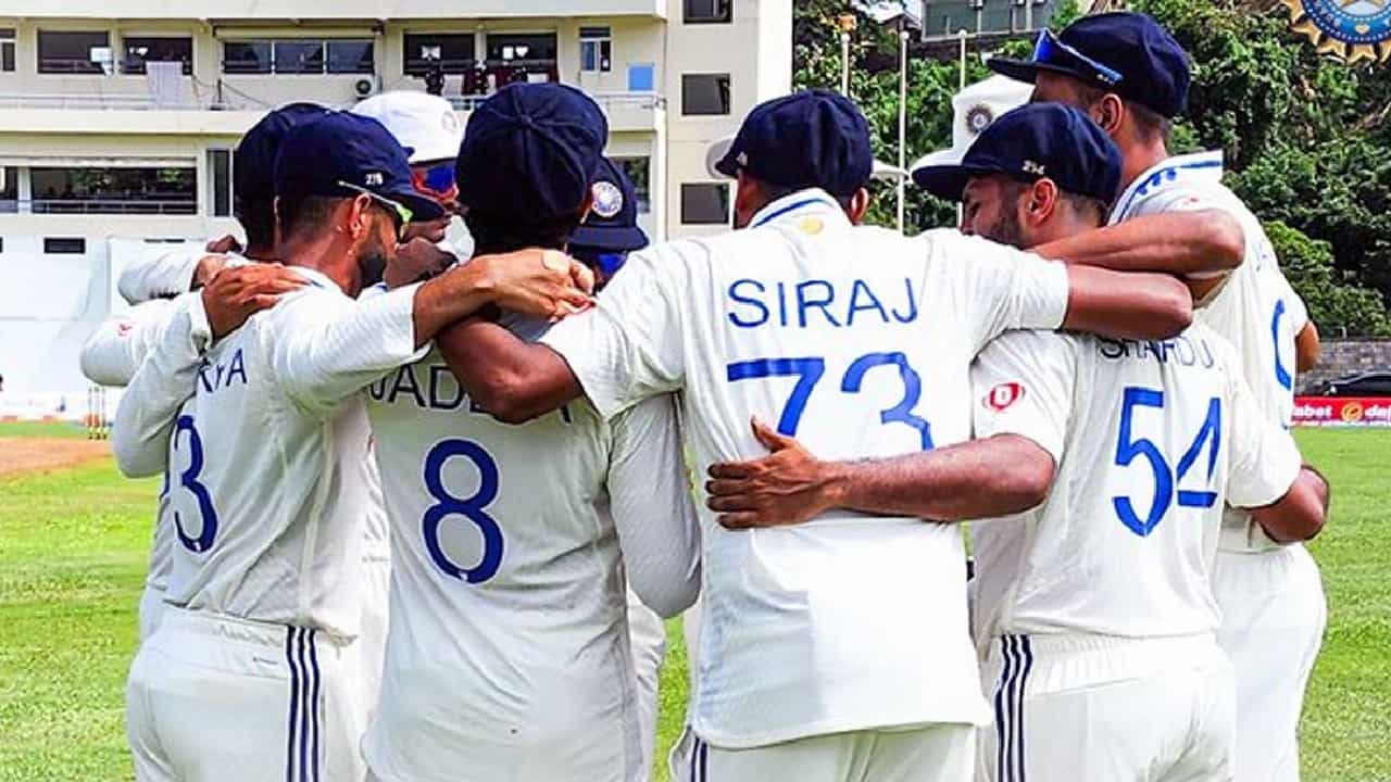 Duleep Trophy 2024: ದುಲೀಪ್ ಟ್ರೋಫಿಯಿಂದ ಮೂವರು ಆಟಗಾರರು ಔಟ್ Duleep Trophy 2024: ದುಲೀಪ್ ಟ್ರೋಫಿಯಿಂದ ಮೂವರು ಆಟಗಾರರು ಔಟ್