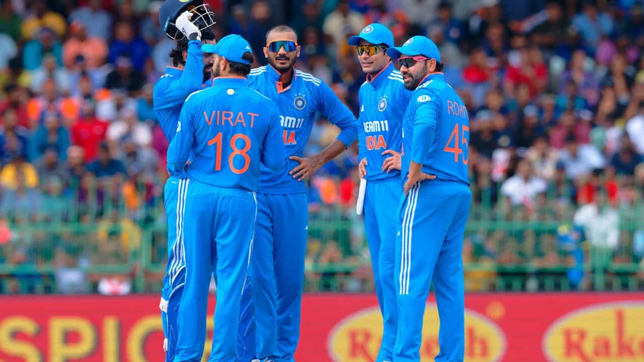 IND vs SL: ಮೂರನೇ ಏಕದಿನ ಪಂದ್ಯಕ್ಕೆ ಟೀಂ ಇಂಡಿಯಾದಲ್ಲಿ 3 ಬದಲಾವಣೆ ಖಚಿತ IND vs SL: ಮೂರನೇ ಏಕದಿನ ಪಂದ್ಯಕ್ಕೆ ಟೀಂ ಇಂಡಿಯಾದಲ್ಲಿ 3 ಬದಲಾವಣೆ ಖಚಿತ