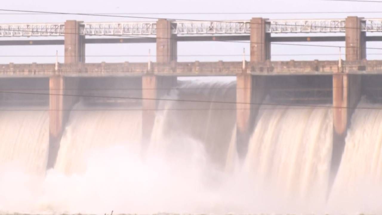 Koppal Tungabhadra Dam Gate chain Cut: Need 1 week for repair work