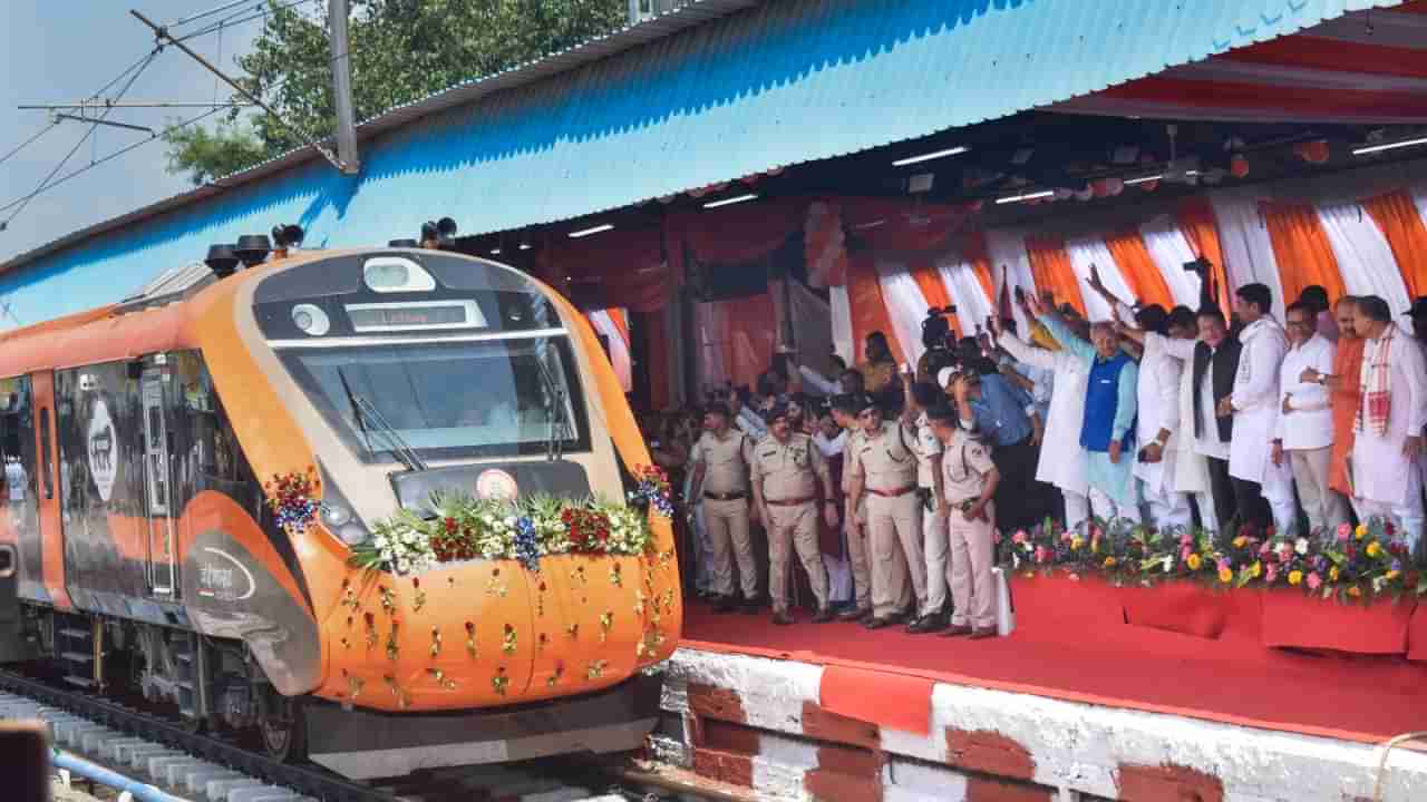 ಬೆಂಗಳೂರು ಮಧುರೈ ವಂದೇ ಭಾರತ್ ರೈಲಿಗೆ ಪ್ರಧಾನಿ ಮೋದಿ ಚಾಲನೆ: ಹೊರಡುವ ಸಮಯ, ನಿಲುಗಡೆ ಇತರೆ ಮಾಹಿತಿ ಇಲ್ಲಿದೆ