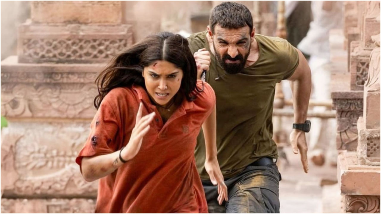 ಜಾತಿ ವಿವಾದ ಹೊಂದಿರುವ ‘ವೇದಾ’ ಸಿನಿಮಾದ 9 ನಿಮಿಷ ಅವಧಿಯ ದೃಶ್ಯಗಳು ಡಿಲೀಟ್ ಜಾತಿ ವಿವಾದ ಹೊಂದಿರುವ ‘ವೇದಾ’ ಸಿನಿಮಾದ 9 ನಿಮಿಷ ಅವಧಿಯ ದೃಶ್ಯಗಳು ಡಿಲೀಟ್