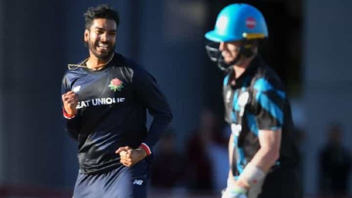 4 ರನ್ಗಳ ಅಗತ್ಯತೆ... ಬ್ಯಾಕ್ ಟು ಬ್ಯಾಕ್ ವಿಕೆಟ್ ಕಬಳಿಸಿ ಜಯ ತಂದುಕೊಟ್ಟ ವೆಂಕಟೇಶ್ ಅಯ್ಯರ್ 4 ರನ್ಗಳ ಅಗತ್ಯತೆ... ಬ್ಯಾಕ್ ಟು ಬ್ಯಾಕ್ ವಿಕೆಟ್ ಕಬಳಿಸಿ ಜಯ ತಂದುಕೊಟ್ಟ ವೆಂಕಟೇಶ್ ಅಯ್ಯರ್