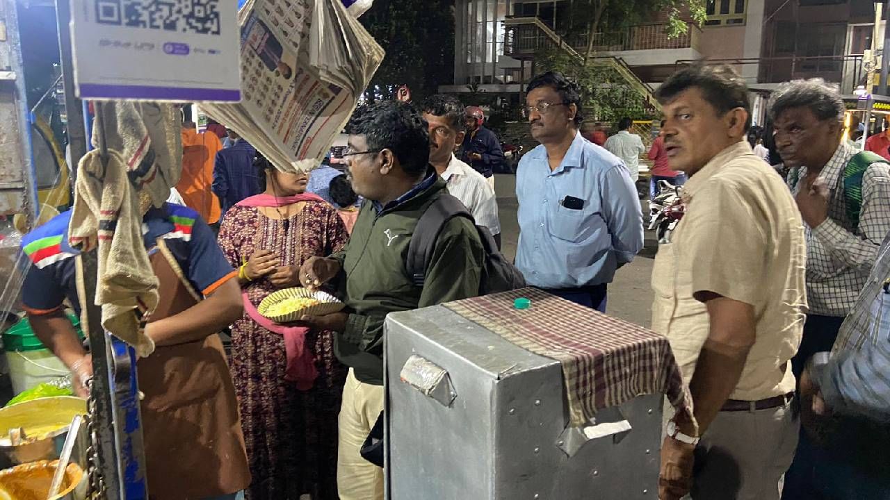 Karnataka Food Department officers raid on Vijayanagar Food Street shops