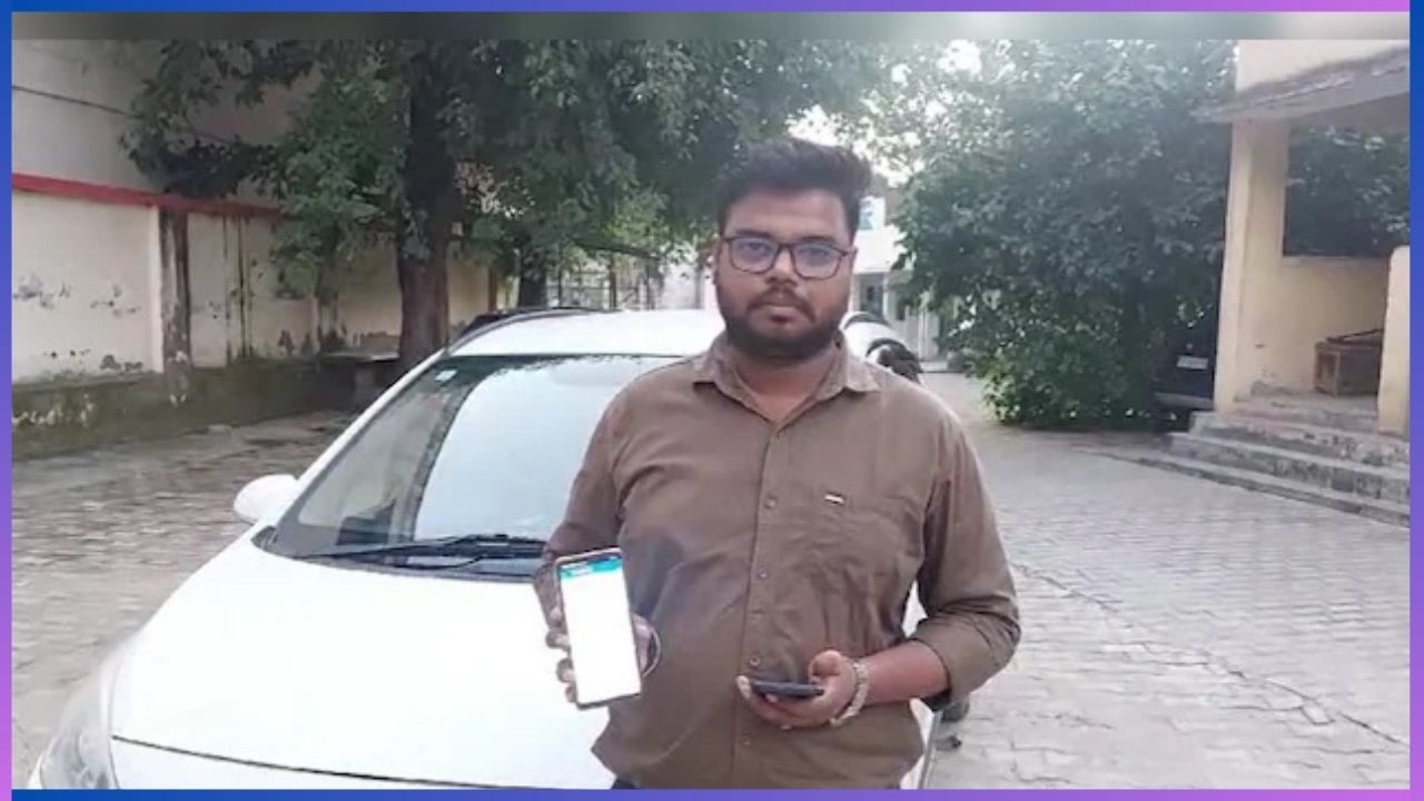 Viral: ಹೆಲ್ಮೆಟ್ ಇಲ್ಲದೆ ಕಾರು ಚಲಾಯಿಸಿದ ಚಾಲಕನಿಗೆ ದಂಡ ವಿಧಿಸಿದ ಟ್ರಾಫಿಕ್ ಪೊಲೀಸ್ Viral: ಹೆಲ್ಮೆಟ್ ಇಲ್ಲದೆ ಕಾರು ಚಲಾಯಿಸಿದ ಚಾಲಕನಿಗೆ ದಂಡ ವಿಧಿಸಿದ ಟ್ರಾಫಿಕ್ ಪೊಲೀಸ್