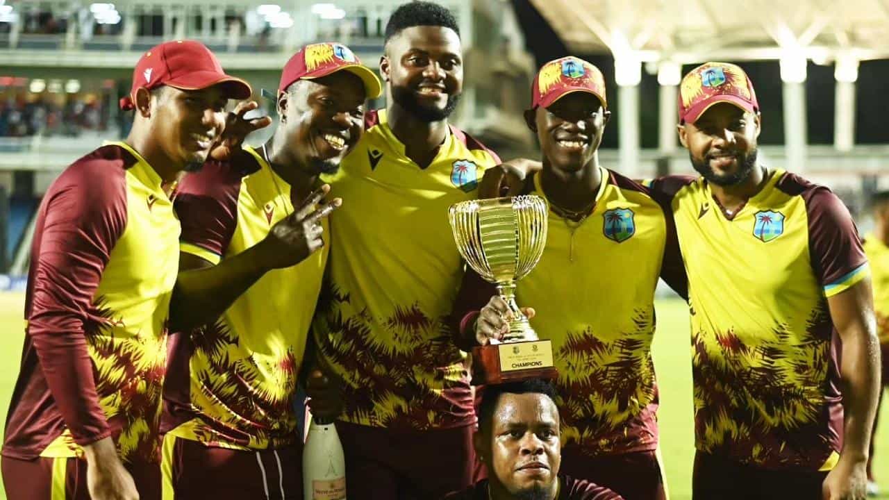 WI vs SA: ಸೌತ್ ಆಫ್ರಿಕಾ ತಂಡವನ್ನು ಮಕಾಡೆ ಮಲಗಿಸಿದ ವಿಂಡೀಸ್ ಪಡೆ WI vs SA: ಸೌತ್ ಆಫ್ರಿಕಾ ತಂಡವನ್ನು ಮಕಾಡೆ ಮಲಗಿಸಿದ ವಿಂಡೀಸ್ ಪಡೆ