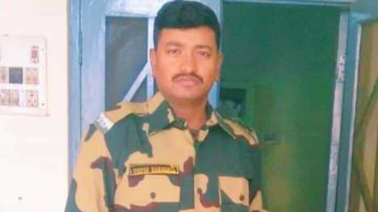 ಪಶ್ಚಿಮಬಂಗಾಳದಲ್ಲಿ ಬಾಗಲಕೋಟೆ ಮೂಲದ ಯೋಧ ಹುತಾತ್ಮ: ಗುಂಡು ತಗುಲಿ ಸಾವು ಶಂಕೆ ಪಶ್ಚಿಮಬಂಗಾಳದಲ್ಲಿ ಬಾಗಲಕೋಟೆ ಮೂಲದ ಯೋಧ ಹುತಾತ್ಮ: ಗುಂಡು ತಗುಲಿ ಸಾವು ಶಂಕೆ