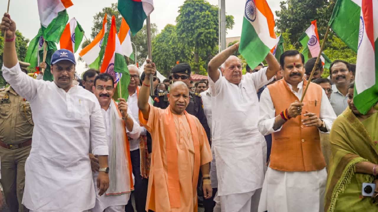 ಕಾಂಗ್ರೆಸ್ನಿಂದ ಒಡೆದು ಆಳುವ ರಾಜಕೀಯ; ಸಿಎಂ ಯೋಗಿ ಆದಿತ್ಯನಾಥ್ ಆರೋಪ ಕಾಂಗ್ರೆಸ್ನಿಂದ ಒಡೆದು ಆಳುವ ರಾಜಕೀಯ; ಸಿಎಂ ಯೋಗಿ ಆದಿತ್ಯನಾಥ್ ಆರೋಪ