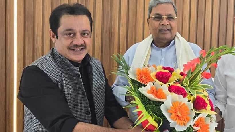 ಸಿಎಂ ಆದೇಶಕ್ಕೂ ಇಲ್ಲ ಕಿಮ್ಮತ್ತು, ನಿವೃತ್ತ ಅಧಿಕಾರಿಯನ್ನೇ 2 ವರ್ಷ ಮುಂದುವರಿಸಲು ಜಮೀರ್ ಸೂಚನೆ