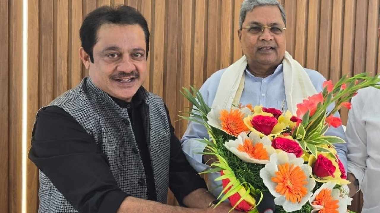 ಸಿಎಂ ಆದೇಶಕ್ಕೂ ಇಲ್ಲ ಕಿಮ್ಮತ್ತು, ನಿವೃತ್ತ ಅಧಿಕಾರಿಯನ್ನೇ 2 ವರ್ಷ ಮುಂದುವರಿಸಲು ಜಮೀರ್ ಸೂಚನೆ ಸಿಎಂ ಆದೇಶಕ್ಕೂ ಇಲ್ಲ ಕಿಮ್ಮತ್ತು, ನಿವೃತ್ತ ಅಧಿಕಾರಿಯನ್ನೇ 2 ವರ್ಷ ಮುಂದುವರಿಸಲು ಜಮೀರ್ ಸೂಚನೆ