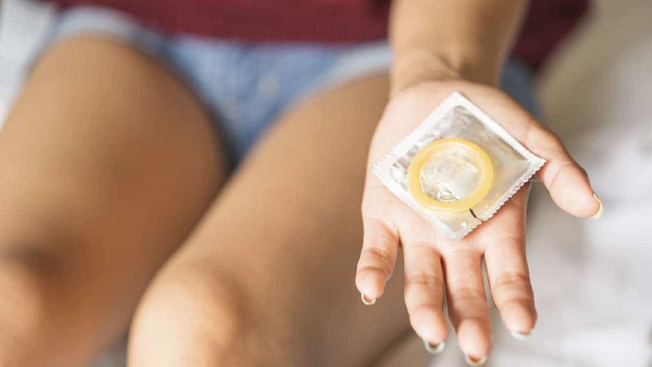 Expensive Condom: ವಿಶ್ವದ ಅತ್ಯಂತ ದುಬಾರಿ ಕಾಂಡೋಮ್ 44000 ರೂ.ಗೆ ಹರಾಜಿನಲ್ಲಿ ಮಾರಾಟ; ಏನಿದರ ವಿಶೇಷತೆ ಗೊತ್ತಾ? Expensive Condom: ವಿಶ್ವದ ಅತ್ಯಂತ ದುಬಾರಿ ಕಾಂಡೋಮ್ 44000 ರೂ.ಗೆ ಹರಾಜಿನಲ್ಲಿ ಮಾರಾಟ; ಏನಿದರ ವಿಶೇಷತೆ ಗೊತ್ತಾ?