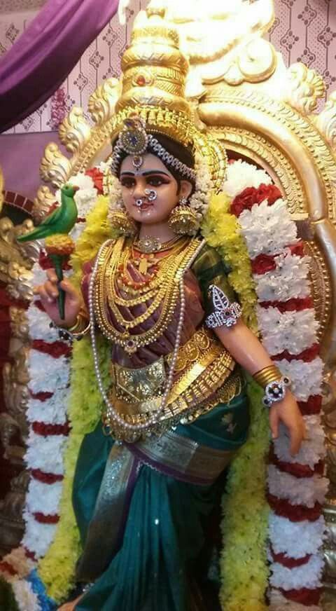 ನೀವು ಬೆಂಗಳೂರಿಗರಾಗಿದ್ದರೆ ದಸರಾ ಸಮಯದಲ್ಲಿ ಈ ಪ್ರಮುಖ ದೇವಿ ದೇವಸ್ಥಾನಗಳಿಗೆ ಭೇಟಿ ನೀಡಿ.