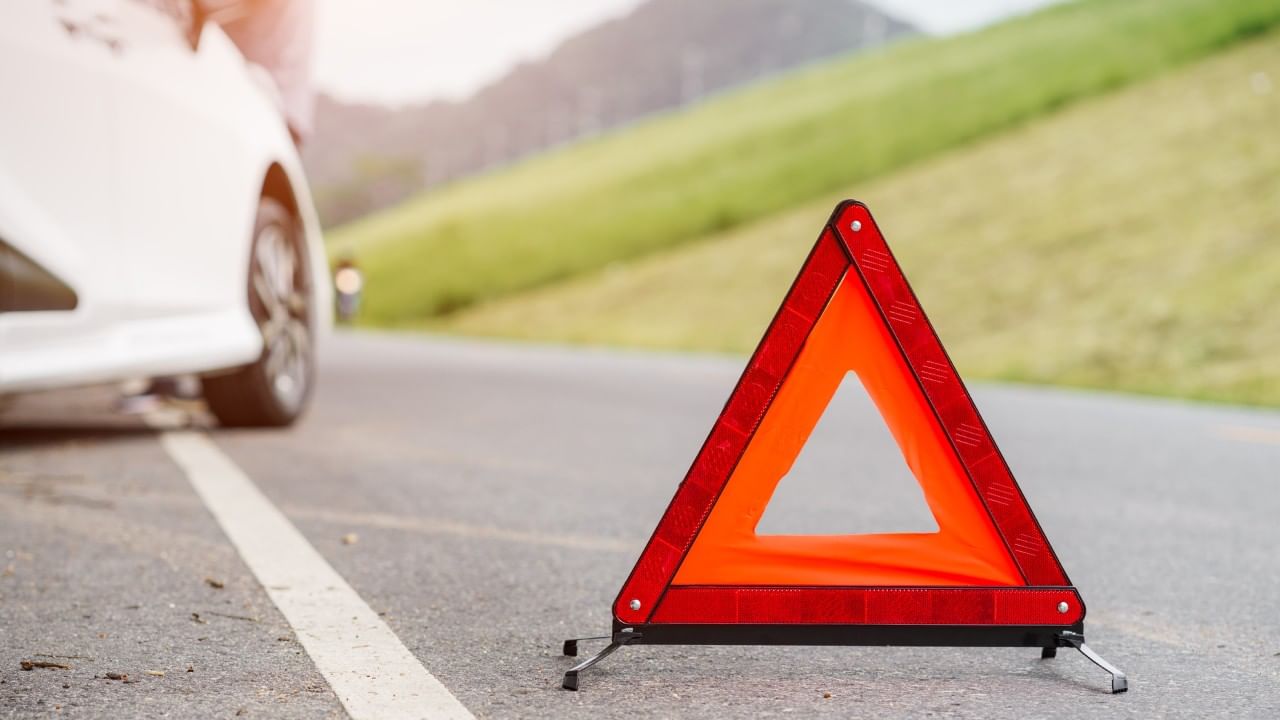 Accident: ರಾಜ್ಯದ ಹಲವೆಡೆ ಭೀಕರ ಅಪಘಾತ; ಪ್ರತ್ಯೇಕ ಘಟನೆಗಳಲ್ಲಿ 6 ಜನರ ಸಾವು Accident: ರಾಜ್ಯದ ಹಲವೆಡೆ ಭೀಕರ ಅಪಘಾತ; ಪ್ರತ್ಯೇಕ ಘಟನೆಗಳಲ್ಲಿ 6 ಜನರ ಸಾವು