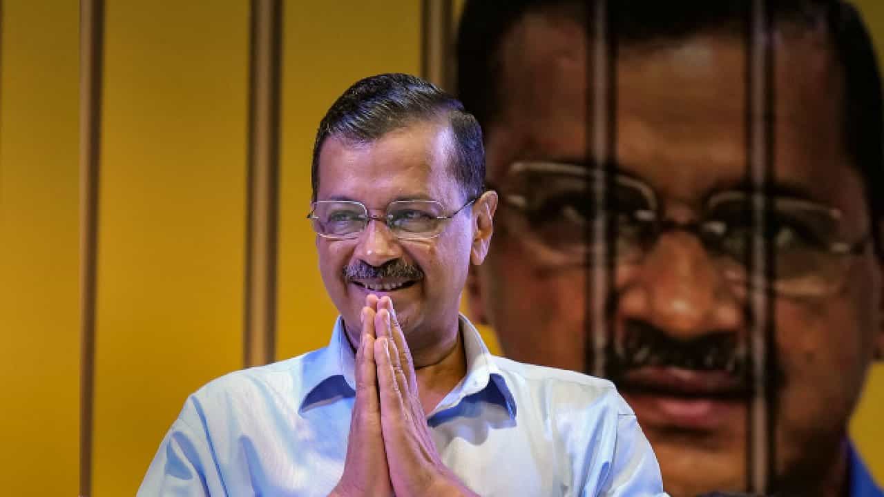 ಮದ್ಯ ನೀತಿ ಪ್ರಕರಣ; ಸುಪ್ರೀಂ ಕೋರ್ಟ್ನಿಂದ ನಾಳೆ ಅರವಿಂದ್ ಕೇಜ್ರಿವಾಲ್ ಜಾಮೀನು ಅರ್ಜಿಯ ತೀರ್ಪು ಮದ್ಯ ನೀತಿ ಪ್ರಕರಣ; ಸುಪ್ರೀಂ ಕೋರ್ಟ್ನಿಂದ ನಾಳೆ ಅರವಿಂದ್ ಕೇಜ್ರಿವಾಲ್ ಜಾಮೀನು ಅರ್ಜಿಯ ತೀರ್ಪು