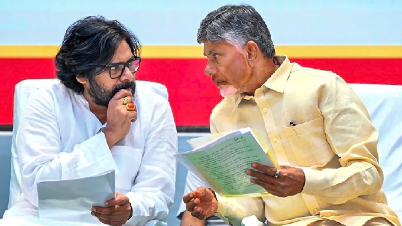ತಿರುಪತಿ ಲಡ್ಡು ವಿವಾದ; ಆಂಧ್ರಪ್ರದೇಶ ಸರ್ಕಾರದಿಂದ ಎಸ್ಐಟಿ ರಚನೆ ತಿರುಪತಿ ಲಡ್ಡು ವಿವಾದ; ಆಂಧ್ರಪ್ರದೇಶ ಸರ್ಕಾರದಿಂದ ಎಸ್ಐಟಿ ರಚನೆ
