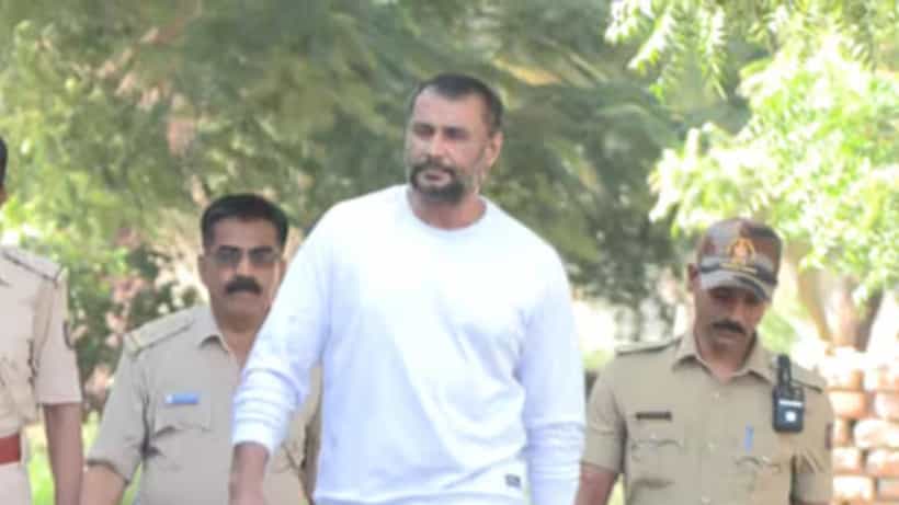 ಚೇರ್ ಬೇಕು ಎಂದು ಆವಾಜ್ ಹಾಕಿದ ದರ್ಶನ್; ಜೈಲಾಧಿಕಾರಿಗಳ ಉತ್ತರಕ್ಕೆ ಮಂಕಾದ ದಾಸ