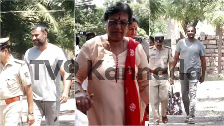 ಅಮ್ಮನ ನೋಡಲು ಖುಷಿಯಿಂದ ಓಡೋಡಿ ಬಂದ ದರ್ಶನ್ ಅಮ್ಮನ ನೋಡಲು ಖುಷಿಯಿಂದ ಓಡೋಡಿ ಬಂದ ದರ್ಶನ್