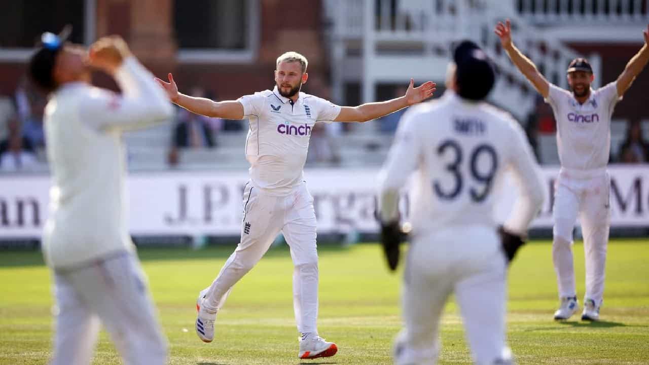 ENG vs SL: ಗಸ್ ಮಿಂಚಿಂಗ್: ಶ್ರೀಲಂಕಾ ವಿರುದ್ಧ ಸರಣಿ ಗೆದ್ದ ಇಂಗ್ಲೆಂಡ್ ENG vs SL: ಗಸ್ ಮಿಂಚಿಂಗ್: ಶ್ರೀಲಂಕಾ ವಿರುದ್ಧ ಸರಣಿ ಗೆದ್ದ ಇಂಗ್ಲೆಂಡ್