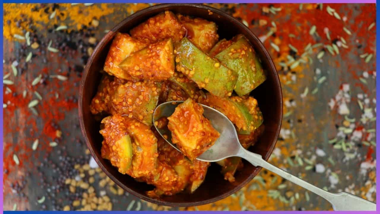 Pickles: ಉಪ್ಪಿನಕಾಯಿ ಇಷ್ಟ ಪಡುತ್ತೀರಾ? ಇದರಿಂದ ಎಷ್ಟೆಲ್ಲಾ ಆರೋಗ್ಯ ಸಮಸ್ಯೆಗಳಿವೆ ನೋಡಿ Pickles: ಉಪ್ಪಿನಕಾಯಿ ಇಷ್ಟ ಪಡುತ್ತೀರಾ? ಇದರಿಂದ ಎಷ್ಟೆಲ್ಲಾ ಆರೋಗ್ಯ ಸಮಸ್ಯೆಗಳಿವೆ ನೋಡಿ