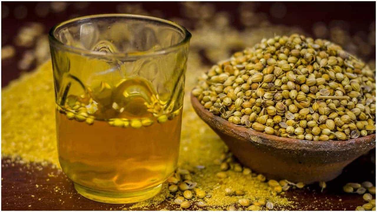 Health Tips: ಖಾಲಿ ಹೊಟ್ಟೆಯಲ್ಲಿ ಕೊತ್ತಂಬರಿ ನೀರು ಕುಡಿಯಿರಿ; ಹಲವಾರು ಸಮಸ್ಯೆಗಳಿಗೆ ಇದು ಮದ್ದು! Health Tips: ಖಾಲಿ ಹೊಟ್ಟೆಯಲ್ಲಿ ಕೊತ್ತಂಬರಿ ನೀರು ಕುಡಿಯಿರಿ; ಹಲವಾರು ಸಮಸ್ಯೆಗಳಿಗೆ ಇದು ಮದ್ದು!