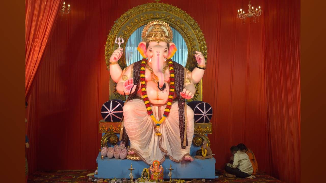 Hubli Ka Maharaja is the tallest Ganesha idol in Karnataka