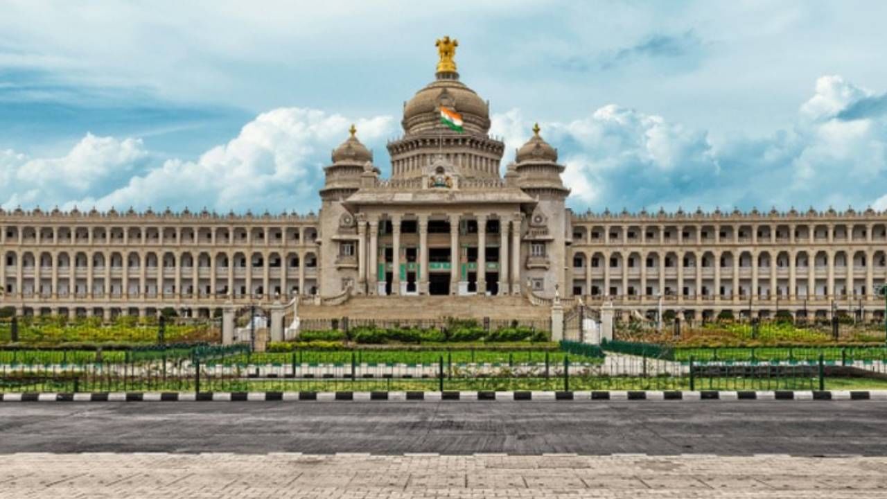 ನಾಗಮಂಗಲ ಗಲಾಟೆಗೆ ಗುಪ್ತಚರ ಇಲಾಖೆ ಮುಖ್ಯಸ್ಥರ ತಲೆದಂಡ? ನಾಗಮಂಗಲ ಗಲಾಟೆಗೆ ಗುಪ್ತಚರ ಇಲಾಖೆ ಮುಖ್ಯಸ್ಥರ ತಲೆದಂಡ?