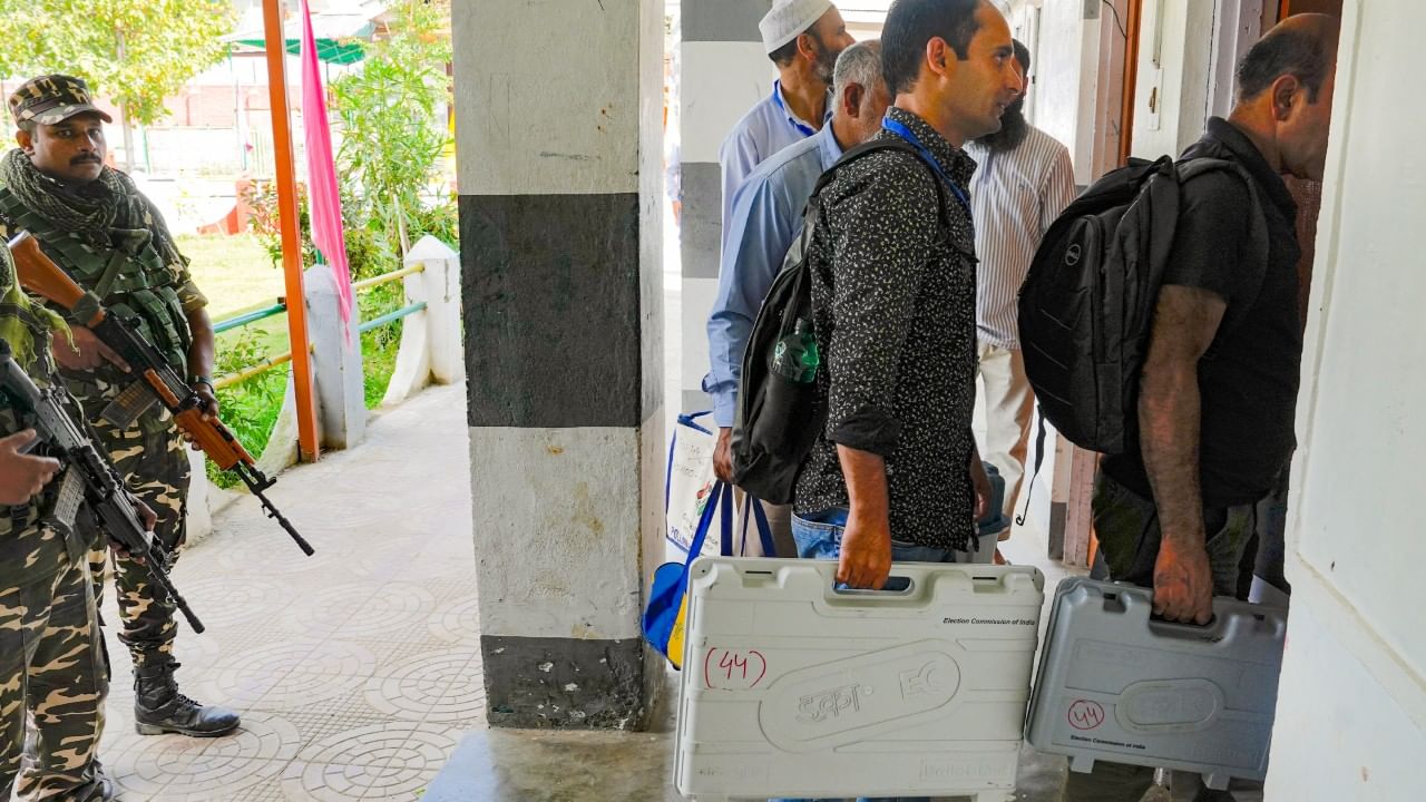 Jammu and Kashmir Election 2024 Phase 1 Voting: ಇಂದು ಜಮ್ಮು ಮತ್ತು ಕಾಶ್ಮೀರ ಚುನಾವಣೆಯ ಮೊದಲ ಹಂತದ ಮತದಾನ Jammu and Kashmir Election 2024 Phase 1 Voting: ಇಂದು ಜಮ್ಮು ಮತ್ತು ಕಾಶ್ಮೀರ ಚುನಾವಣೆಯ ಮೊದಲ ಹಂತದ ಮತದಾನ