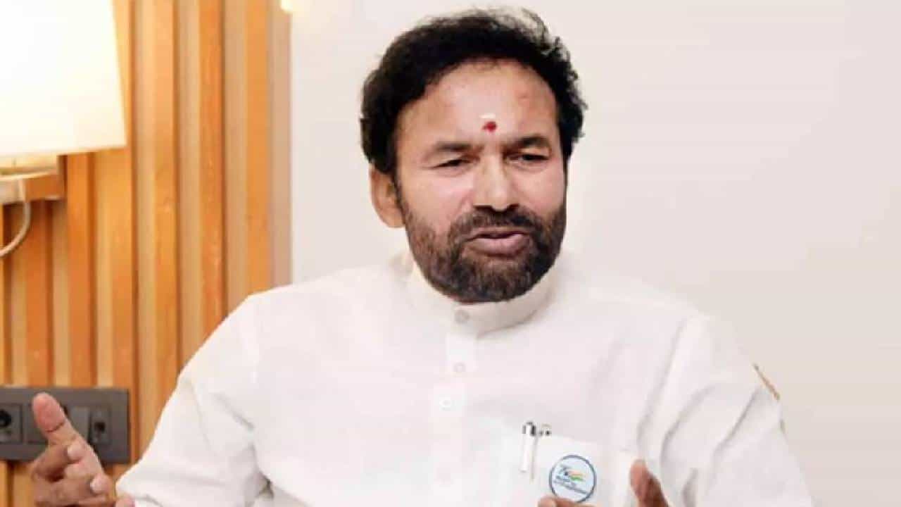 ಮಹಿಳೆಯರ ಸುರಕ್ಷತೆ ಬಗ್ಗೆ ರಾಹುಲ್ ಗಾಂಧಿ ಮೊಸಳೆ ಕಣ್ಣೀರು ಹಾಕುತ್ತಿದ್ದಾರೆ: ಕಿಶನ್ ರೆಡ್ಡಿ ಮಹಿಳೆಯರ ಸುರಕ್ಷತೆ ಬಗ್ಗೆ ರಾಹುಲ್ ಗಾಂಧಿ ಮೊಸಳೆ ಕಣ್ಣೀರು ಹಾಕುತ್ತಿದ್ದಾರೆ: ಕಿಶನ್ ರೆಡ್ಡಿ