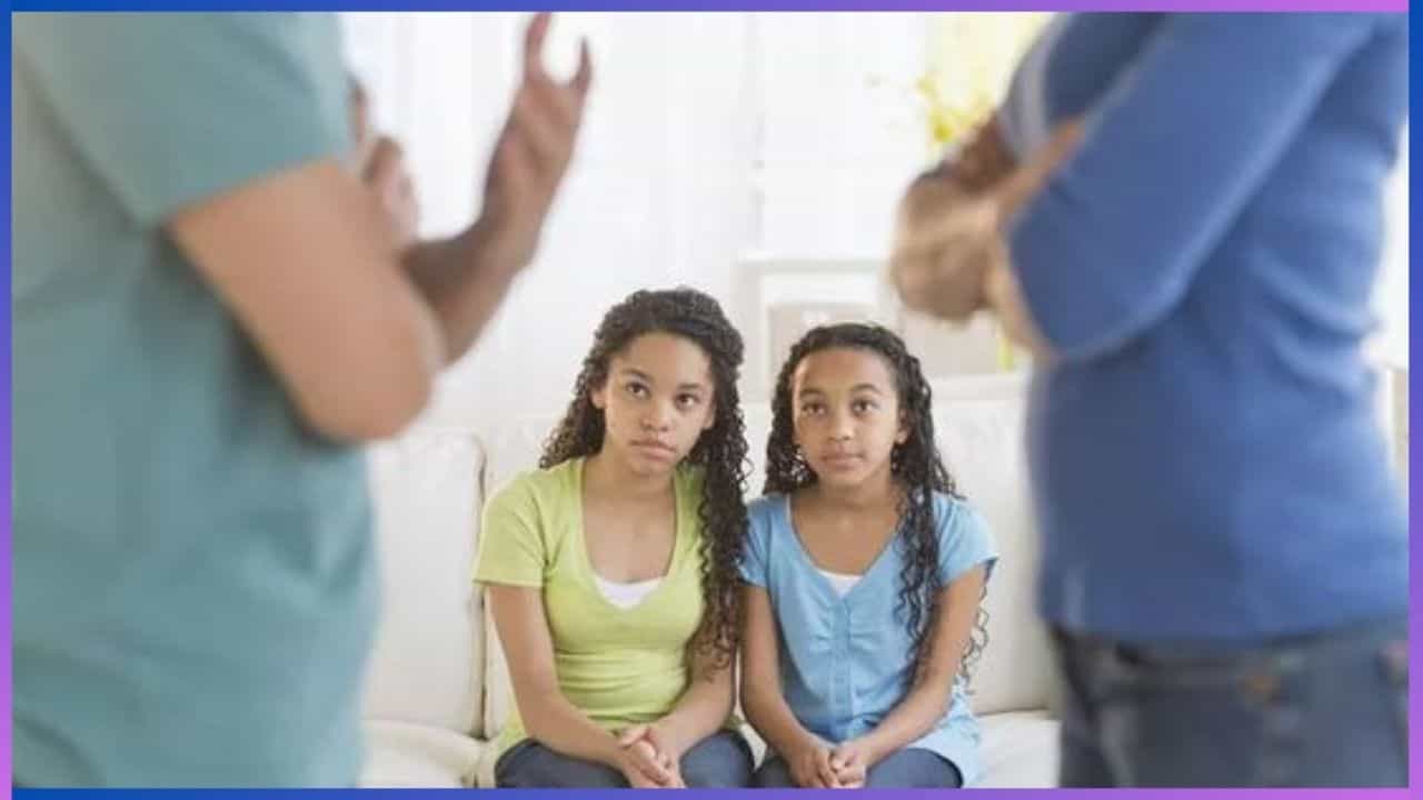 Parenting Tips : ಬೆಳೆಯುತ್ತಿರುವ ಮಗುವಿನ ಮುಂದೆ ಈ ಮಾತುಗಳನ್ನು ಆಡಲೇಬೇಡಿ Parenting Tips : ಬೆಳೆಯುತ್ತಿರುವ ಮಗುವಿನ ಮುಂದೆ ಈ ಮಾತುಗಳನ್ನು ಆಡಲೇಬೇಡಿ
