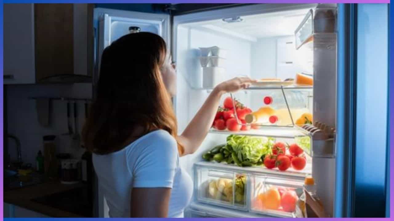 Fridge Maintenance Tips : ಫ್ರಿಡ್ಜ್ ದೀರ್ಘಕಾಲದವರೆಗೆ ಬಾಳಿಕೆ ಬರಬೇಕೇ? ಹಾಗಾದ್ರೆ ಈ ತಪ್ಪುಗಳನ್ನು ಮಾಡಲೇಬೇಡಿ Fridge Maintenance Tips : ಫ್ರಿಡ್ಜ್ ದೀರ್ಘಕಾಲದವರೆಗೆ ಬಾಳಿಕೆ ಬರಬೇಕೇ? ಹಾಗಾದ್ರೆ ಈ ತಪ್ಪುಗಳನ್ನು ಮಾಡಲೇಬೇಡಿ