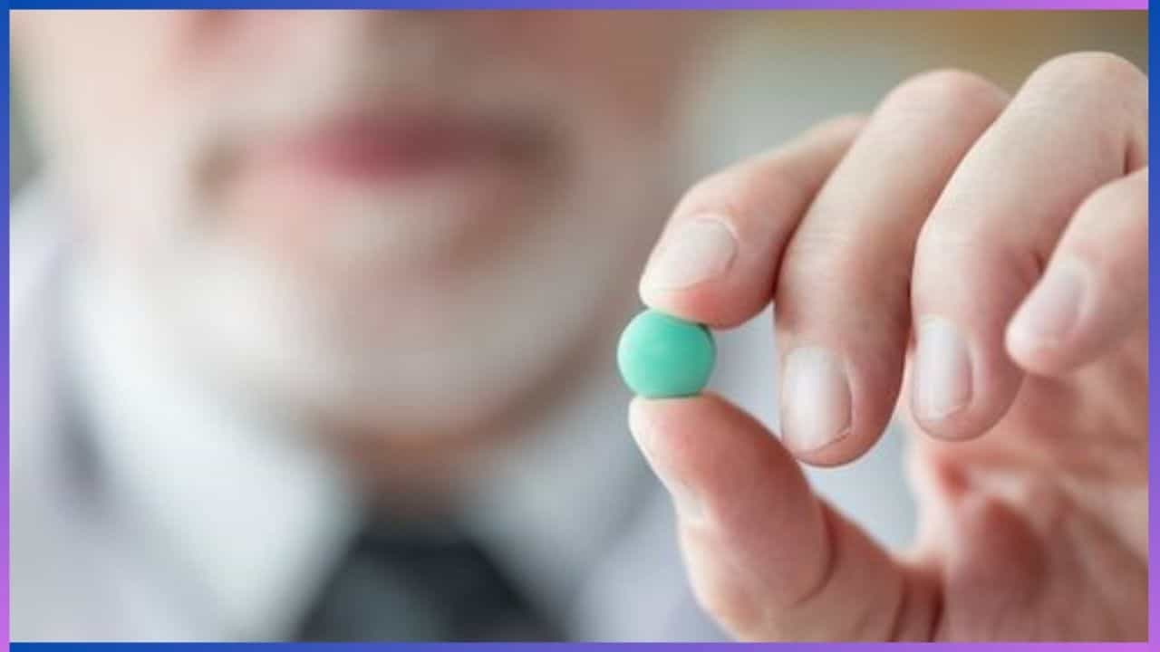 Health Tips: ಈ ಔಷಧಿಗಳನ್ನು ತೆಗೆದುಕೊಳ್ಳುವುದರಿಂದ ಹೃದ್ರೋಗದ ಅಪಾಯ ಹೆಚ್ಚಾಗಬಹುದು ಎಚ್ಚರ Health Tips: ಈ ಔಷಧಿಗಳನ್ನು ತೆಗೆದುಕೊಳ್ಳುವುದರಿಂದ ಹೃದ್ರೋಗದ ಅಪಾಯ ಹೆಚ್ಚಾಗಬಹುದು ಎಚ್ಚರ