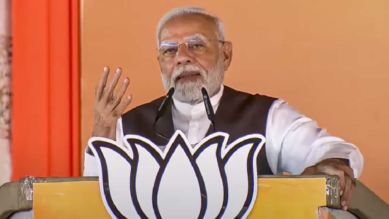 ಪ್ರಧಾನಿ ಮೋದಿ 3.0 ಸರ್ಕಾರಕ್ಕೆ 100 ದಿನ; ಆರೋಗ್ಯ, ಉದ್ಯೋಗ ಕ್ಷೇತ್ರದಲ್ಲಿ ಮಹತ್ವದ ಮೈಲಿಗಲ್ಲು ಪ್ರಧಾನಿ ಮೋದಿ 3.0 ಸರ್ಕಾರಕ್ಕೆ 100 ದಿನ; ಆರೋಗ್ಯ, ಉದ್ಯೋಗ ಕ್ಷೇತ್ರದಲ್ಲಿ ಮಹತ್ವದ ಮೈಲಿಗಲ್ಲು