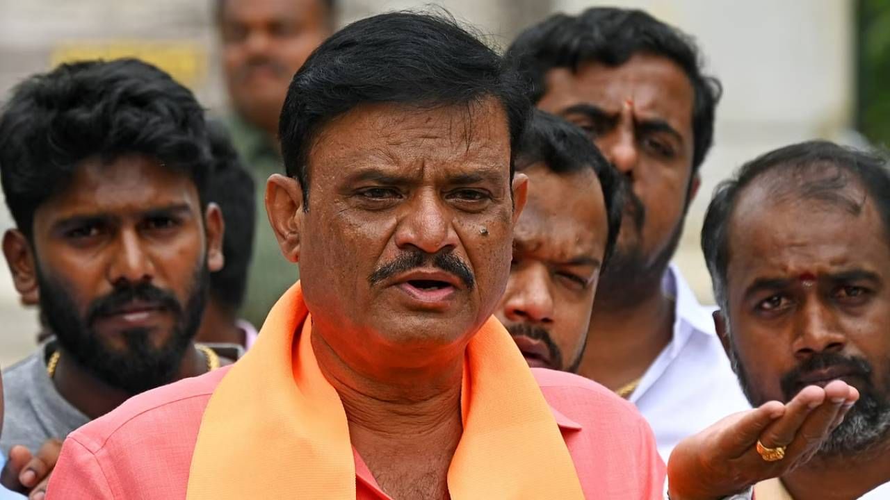 ಆಡಿಯೋ ನನ್ನದೇ ಎಂದು ಸಾಬೀತಾದ್ರೆ ಶಾಸಕ ಸ್ಥಾನಕ್ಕೆ ರಾಜೀನಾಮೆ ಎಂದ ಮುನಿರತ್ನ ಆಡಿಯೋ ನನ್ನದೇ ಎಂದು ಸಾಬೀತಾದ್ರೆ ಶಾಸಕ ಸ್ಥಾನಕ್ಕೆ ರಾಜೀನಾಮೆ ಎಂದ ಮುನಿರತ್ನ