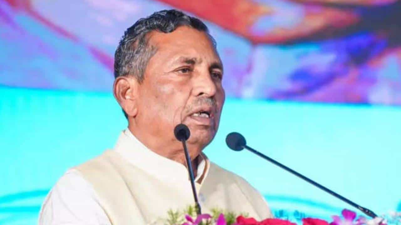 ರಾಜ್ಯದ ಜನರಿಗೆ ಆದಷ್ಟು ಬೇಗ ಸಿಗಲಿದೆ ಅನ್ನಭಾಗ್ಯ ಯೋಜನೆಯ ಅಕ್ಕಿ: ಸಚಿವ ಮುನಿಯಪ್ಪ ಹೇಳಿದ್ದಿಷ್ಟು ರಾಜ್ಯದ ಜನರಿಗೆ ಆದಷ್ಟು ಬೇಗ ಸಿಗಲಿದೆ ಅನ್ನಭಾಗ್ಯ ಯೋಜನೆಯ ಅಕ್ಕಿ: ಸಚಿವ ಮುನಿಯಪ್ಪ ಹೇಳಿದ್ದಿಷ್ಟು