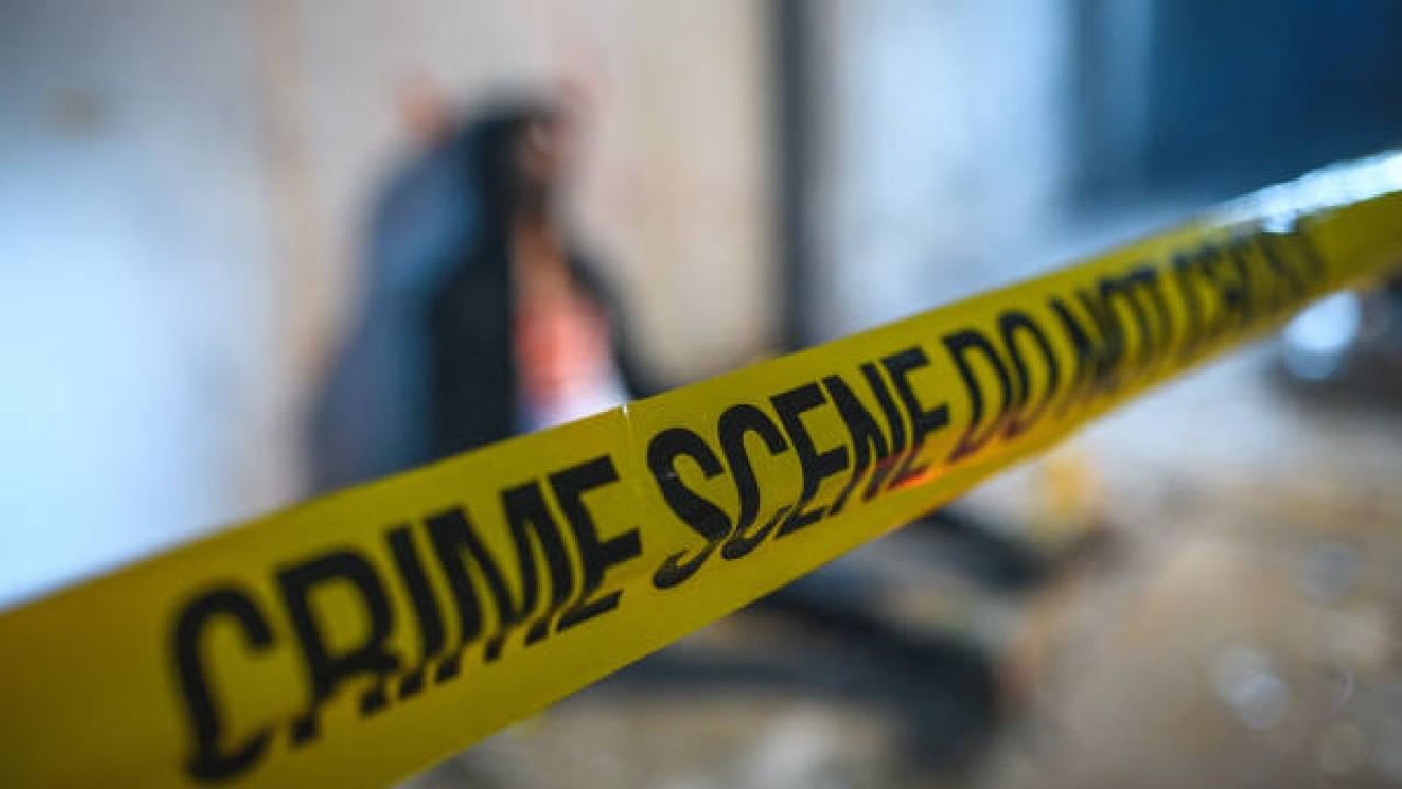 Crime News: ಮದುವೆಯ ಶಾಪಿಂಗ್ಗೆ ಹೋಗುತ್ತಿದ್ದವರ ಹತ್ಯೆ; ಪಂಜಾಬ್ನ ಫಿರೋಜ್ಪುರದಲ್ಲಿ ತ್ರಿವಳಿ ಕೊಲೆ Crime News: ಮದುವೆಯ ಶಾಪಿಂಗ್ಗೆ ಹೋಗುತ್ತಿದ್ದವರ ಹತ್ಯೆ; ಪಂಜಾಬ್ನ ಫಿರೋಜ್ಪುರದಲ್ಲಿ ತ್ರಿವಳಿ ಕೊಲೆ