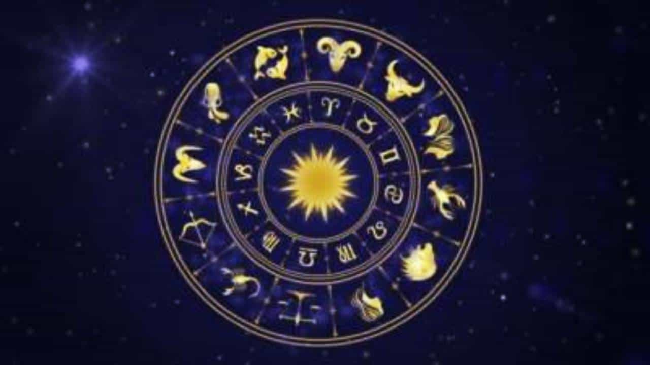 Horoscope: ನಿಮ್ಮ ವಸ್ತುವು ಕಳ್ಳತನ ಆಗುವ ಭಯವು ಕಾಡಲಿದೆ Horoscope: ನಿಮ್ಮ ವಸ್ತುವು ಕಳ್ಳತನ ಆಗುವ ಭಯವು ಕಾಡಲಿದೆ