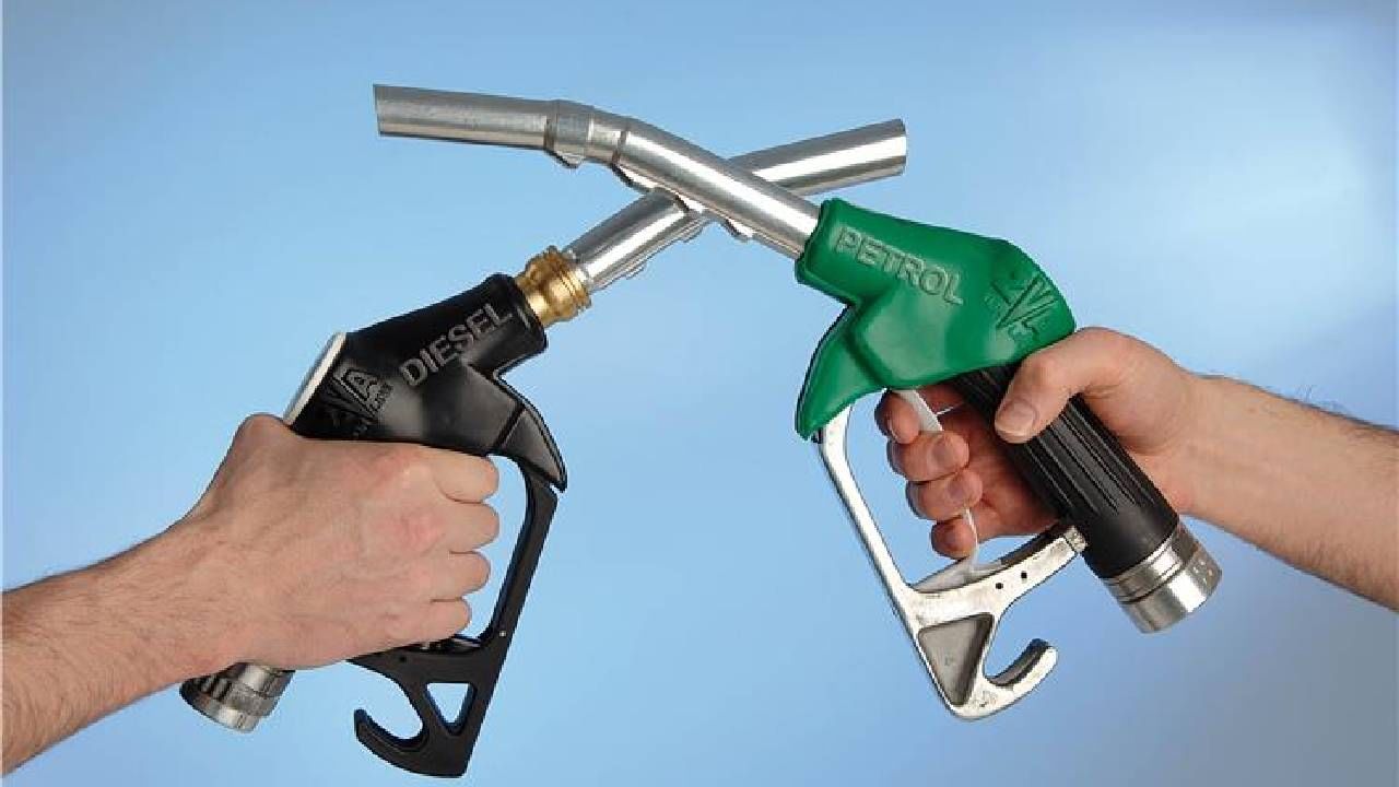 Petrol Diesel Price on September 17: ಕಚ್ಚಾತೈಲ ಬೆಲೆ ಕೊಂಚ ಇಳಿಕೆ, ಭಾರತದಾದ್ಯಂತ ಪೆಟ್ರೋಲ್, ಡೀಸೆಲ್ ದರ ಎಷ್ಟಿದೆ?