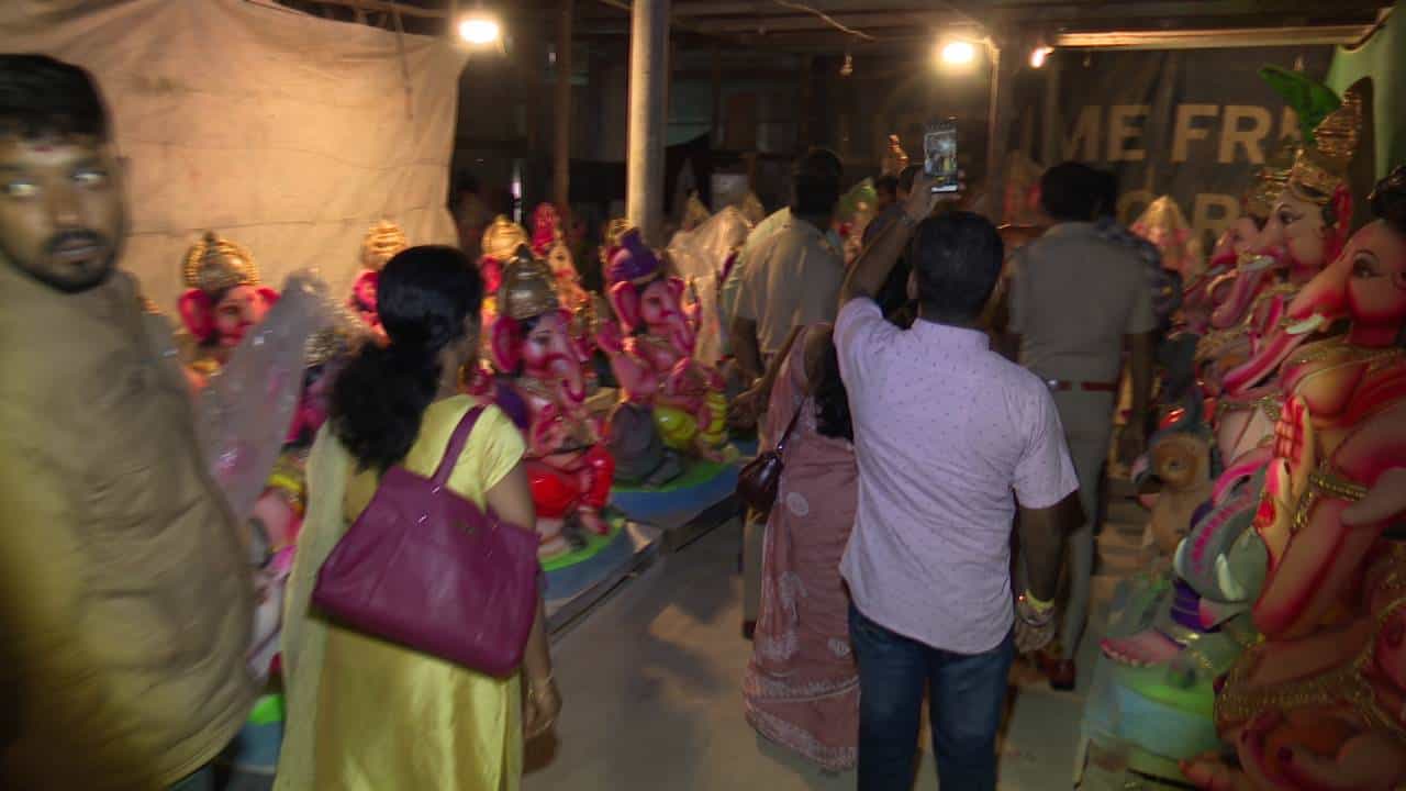 ಬೆಂಗಳೂರಿನ ಹಲವಡೆ ಮಾಲಿನ್ಯ ನಿಯಂತ್ರಣ ಮಂಡಳಿ ದಾಳಿ, ಪಿಒಪಿ ಗಣೇಶ ವಿಗ್ರಹ ಜಪ್ತಿ ಬೆಂಗಳೂರಿನ ಹಲವಡೆ ಮಾಲಿನ್ಯ ನಿಯಂತ್ರಣ ಮಂಡಳಿ ದಾಳಿ, ಪಿಒಪಿ ಗಣೇಶ ವಿಗ್ರಹ ಜಪ್ತಿ