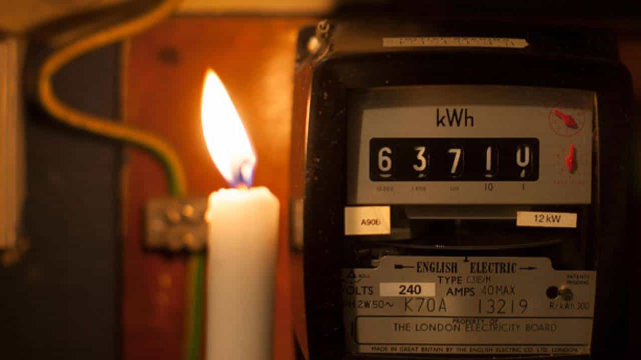 Power Cut: ಬೆಂಗಳೂರಿನ ಹಲವು ಪ್ರದೇಶಗಳಲ್ಲಿ ಇಂದು ವಿದ್ಯುತ್ ಇರಲ್ಲ Power Cut: ಬೆಂಗಳೂರಿನ ಹಲವು ಪ್ರದೇಶಗಳಲ್ಲಿ ಇಂದು ವಿದ್ಯುತ್ ಇರಲ್ಲ