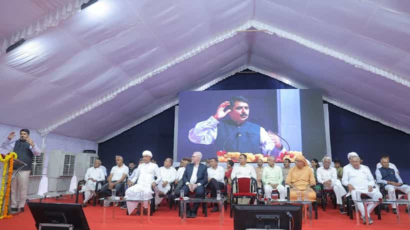 ಸದ್ಗುರು ಜನ್ಮದಿನದ ಪ್ರಯುಕ್ತ ಗುಜರಾತ್ನಲ್ಲಿ ಮಣ್ಣು ಆಧಾರಿತ ರೈತರ ಕಂಪನಿ ಪ್ರಾರಂಭ